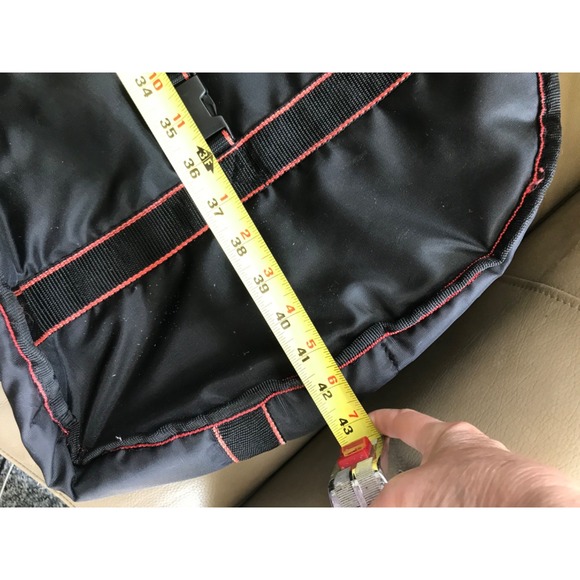 Music NetworkNylon Guitar Case Zip Up w/ Zipper Pockets - Lightweight Protection - Picture 6 of 9